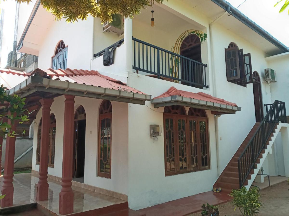 Tharul Home Бентота Экстерьер фото
